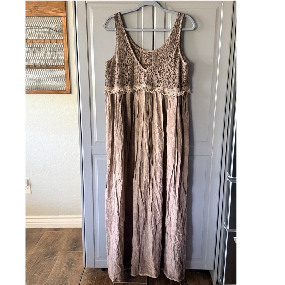 Easel Womens Boho Crochet Lace Fringe Sleeveless Maxi Dress,Brown, M (NWOT)